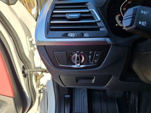 Certified 2022 BMW X3 xDrive30i w/ Premium Package 2 (ZPA) image 17