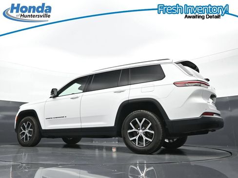 Used 2023 Jeep Grand Cherokee L Limited w/ Luxury Tech Group II AWD/4WD image 30