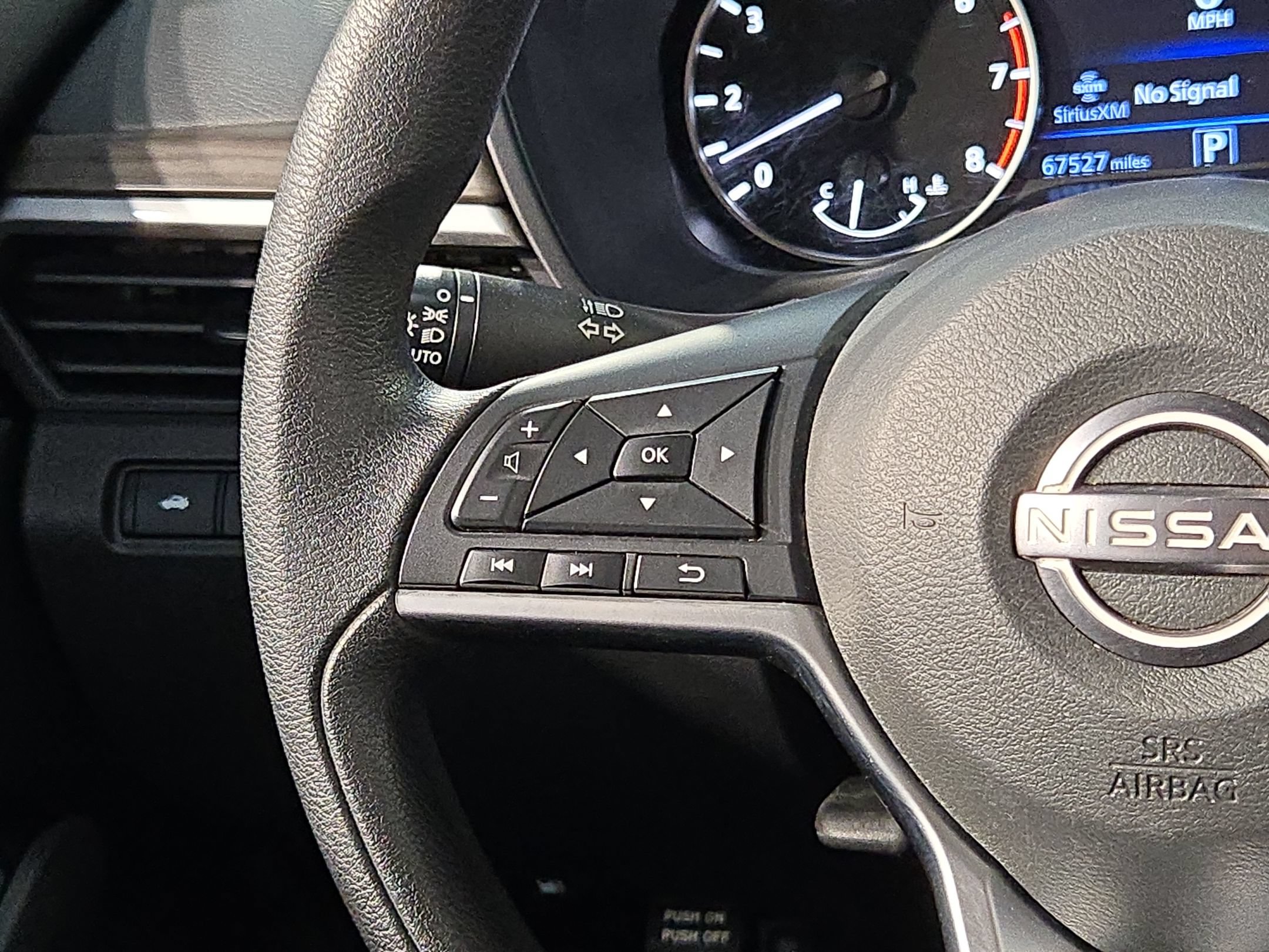 Used 2023 Nissan Altima 2.5 SV FWD image 26
