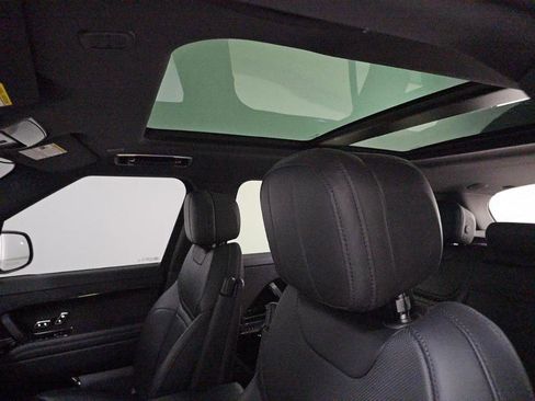 Used 2023 Land Rover Range Rover Sport SE Dynamic image 7