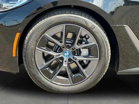Used 2024 BMW i4 eDrive35 w/ Premium Package RWD image 31