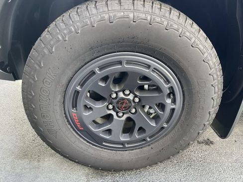 New 2026 Nissan Frontier PRO-4X w/ Pro-4x Convenience Package AWD/4WD image 10