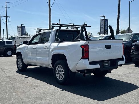 Used 2024 Toyota Tacoma SR5 RWD image 8