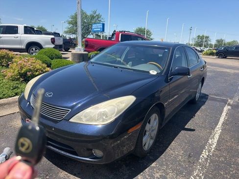 Used 2005 Lexus ES 330 FWD image 1
