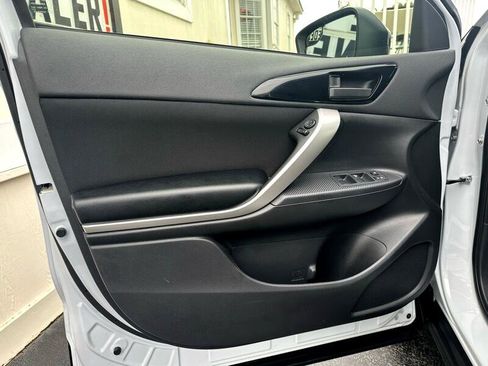 Used 2024 Mitsubishi Eclipse Cross LE image 19