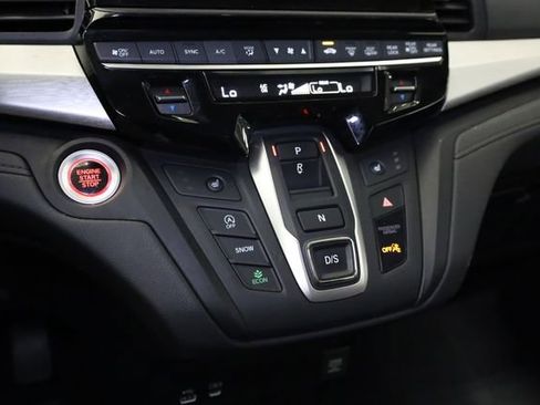 Used 2025 Honda Odyssey EX-L image 24