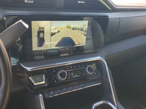 Used 2024 GMC Sierra 3500 Denali w/ Technology Package image 27