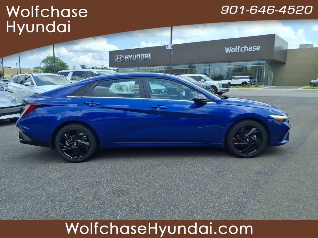 Certified 2026 Hyundai Elantra SEL Sport FWD image 6