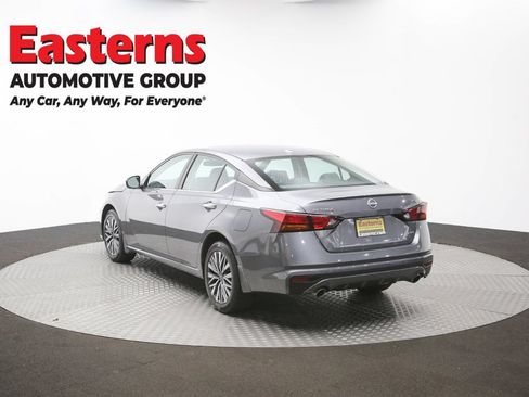 Used 2024 Nissan Altima 2.5 SV w/ SV Premium Package AWD/4WD image 61