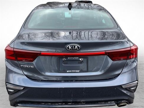 Used 2020 Kia Forte LXS image 4