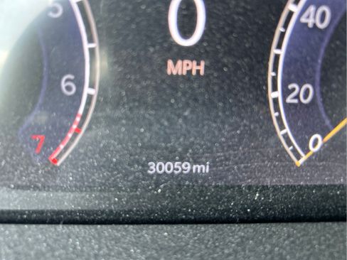 Certified 2023 Jeep Grand Cherokee Laredo AWD/4WD image 16