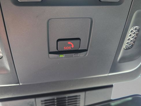 Certified 2025 Toyota Camry SE w/ Convenience Package FWD image 28