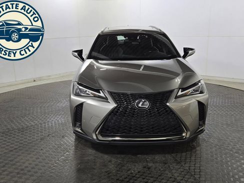 Used 2021 Lexus UX 200 F Sport w/ Accessory Package (Z1) FWD image 2