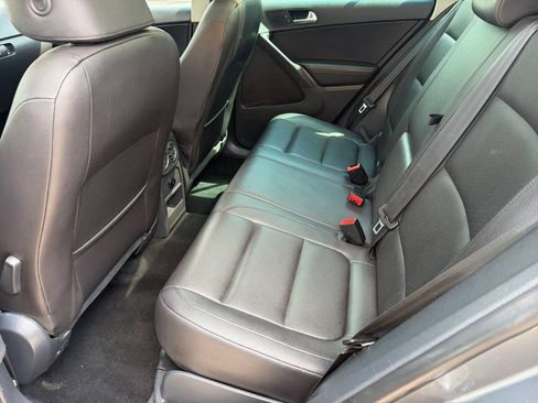Used 2013 Volkswagen Tiguan S AWD/4WD image 14