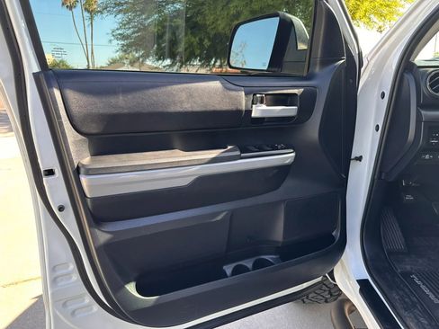 Used 2018 Toyota Tundra SR5 w/ SR5 Upgrade Package RWD image 13