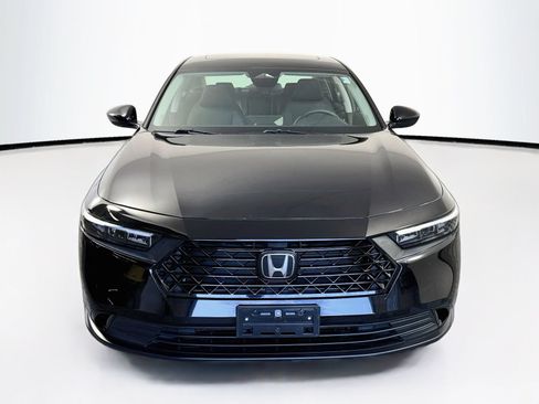 Used 2023 Honda Accord EX image 2