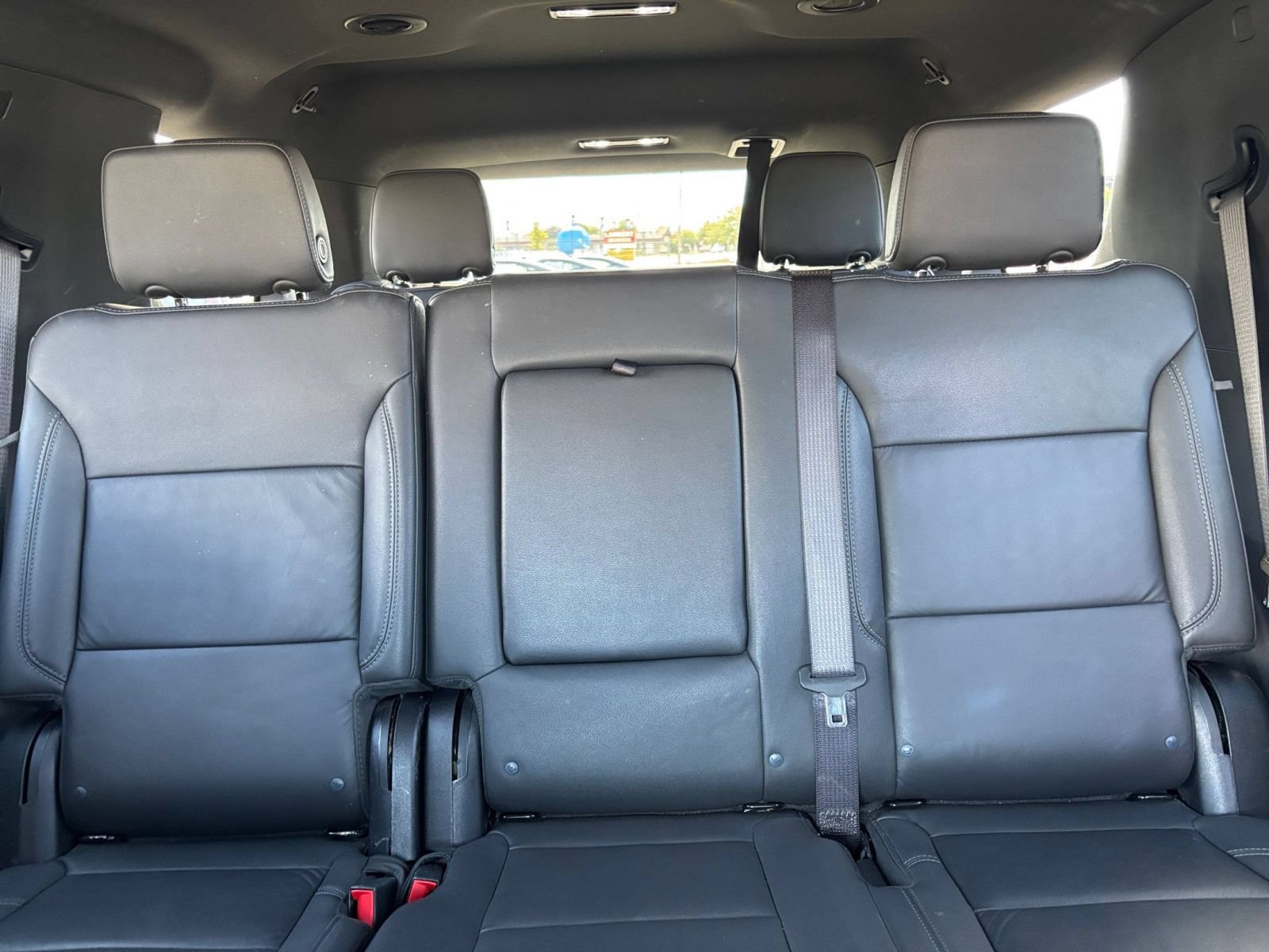 Used 2025 Chevrolet Tahoe Z71 AWD/4WD image 41