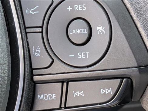 Used 2023 Toyota RAV4 XLE Premium FWD image 11