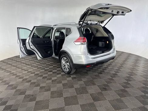 Used 2015 Nissan Rogue SL w/ SL Premium Package AWD/4WD image 16
