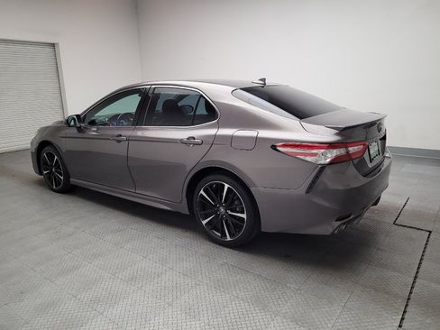 Used 2019 Toyota Camry XSE FWD image 3