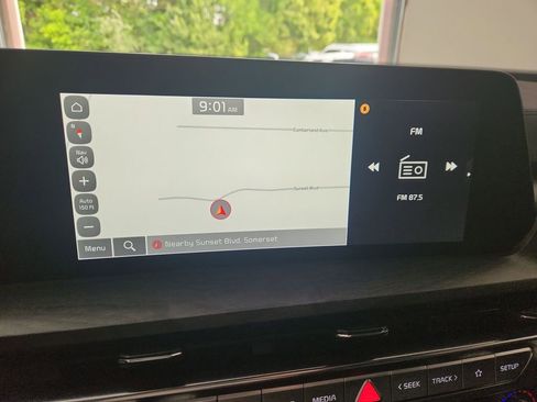 Certified 2024 Kia Telluride SX Prestige X-Pro AWD/4WD image 24