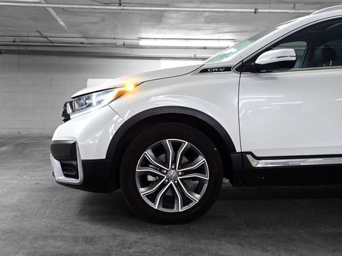Certified 2022 Honda CR-V Touring image 16