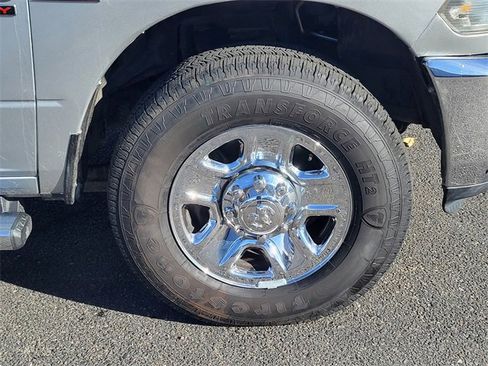 Used 2016 RAM 3500 Tradesman w/ Chrome Appearance Group image 6