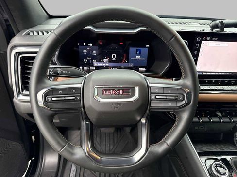 Used 2024 GMC Canyon AT4 w/ Technology Package image 24