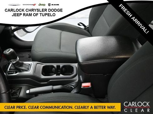 Used 2022 Jeep Gladiator Sport image 20