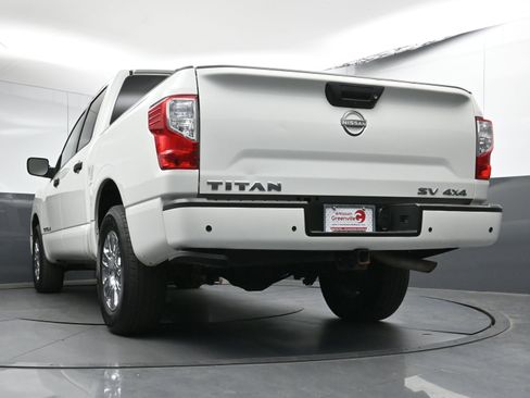 Used 2024 Nissan Titan SV w/ Accessory Utility Package image 27