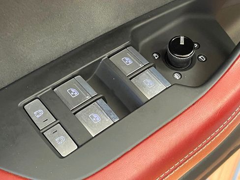 Used 2022 Audi S6 Prestige w/ Prestige Package AWD/4WD image 19