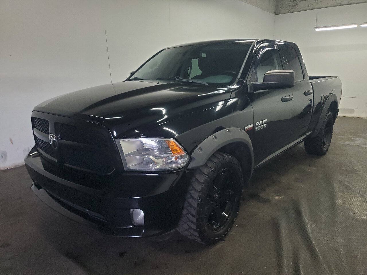 Used 2014 RAM 1500 Express AWD/4WD image 1