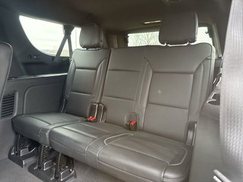Used 2022 GMC Yukon XL Denali image 41