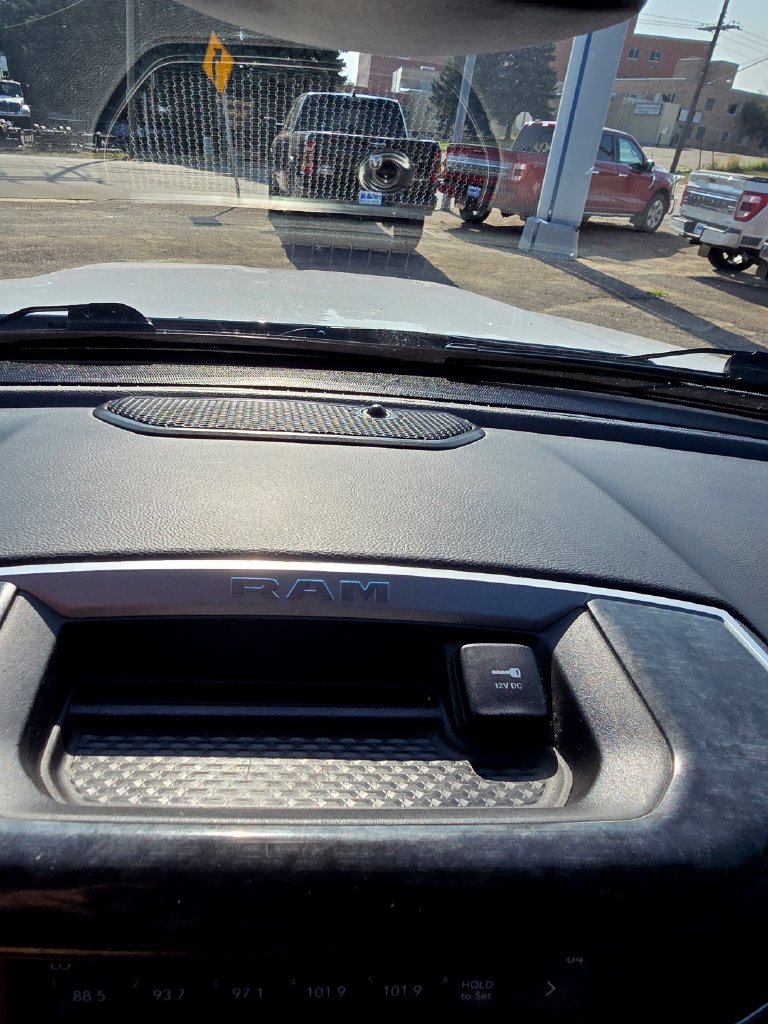 Used 2019 RAM 1500 Big Horn AWD/4WD image 18