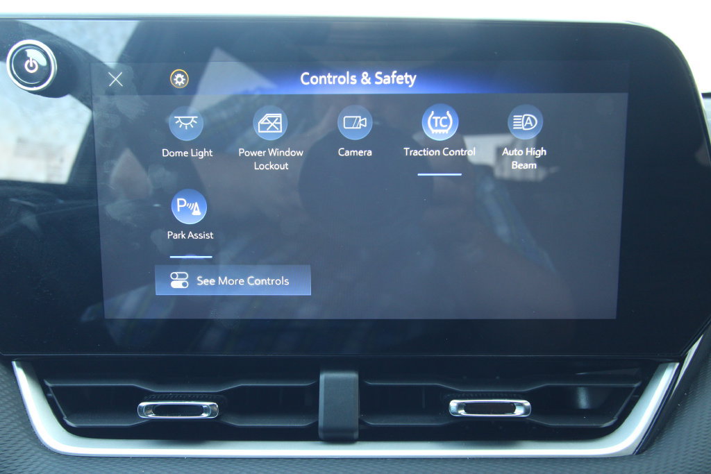 Used 2026 Chevrolet Equinox LT AWD/4WD image 31