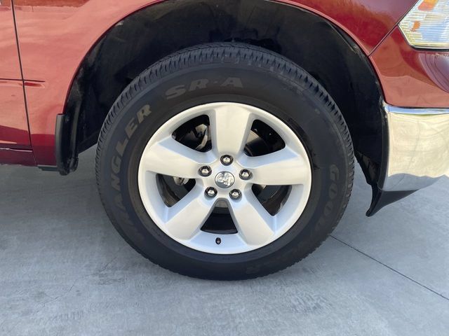 Used 2024 RAM 1500 Classic SLT AWD/4WD image 30
