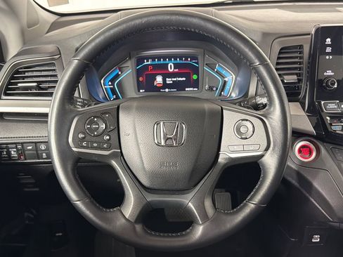 Used 2023 Honda Odyssey EX-L image 23