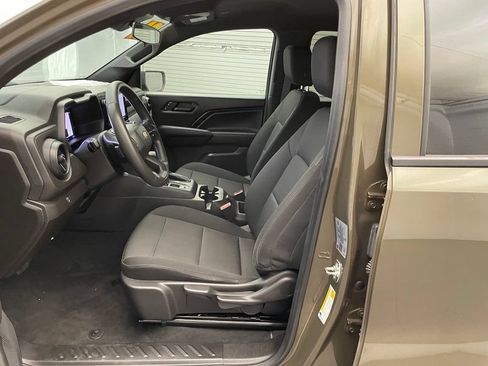 Used 2024 Chevrolet Colorado W/T RWD image 23