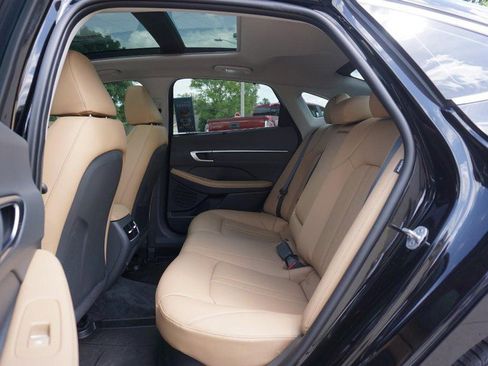 Used 2025 Hyundai Sonata Limited FWD image 25