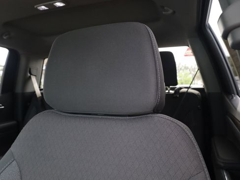 Used 2025 Chevrolet Silverado 1500 LT image 19