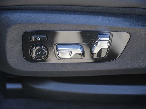 Used 2026 BMW XM Label Red AWD/4WD image 18
