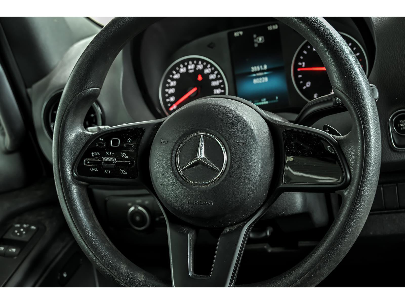 Used 2024 Mercedes-Benz Sprinter 2500 image 10