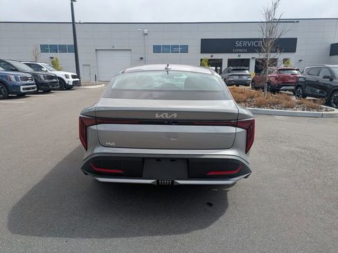 New 2025 Kia K4 EX image 4