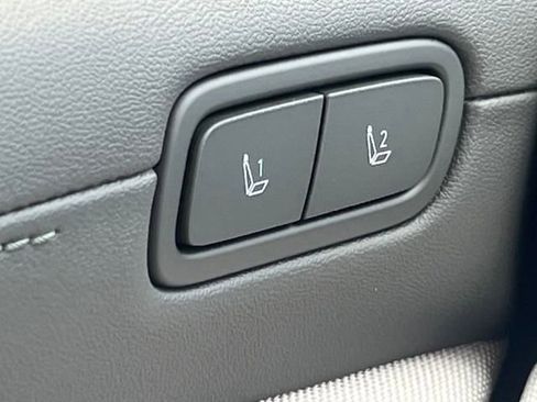 New 2025 Hyundai Tucson Limited image 22