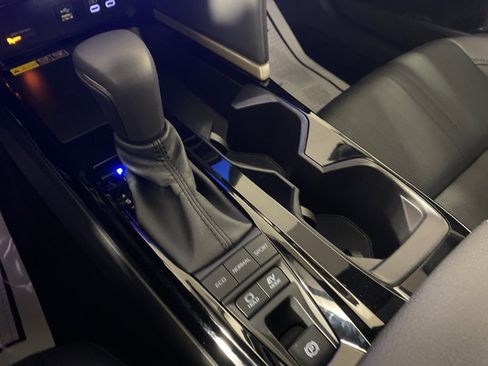 Used 2025 Toyota Camry XSE image 28