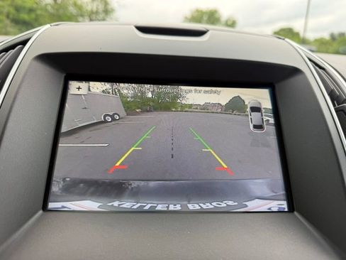 Used 2016 Ford Edge Titanium w/ Equipment Group 301A AWD/4WD image 17