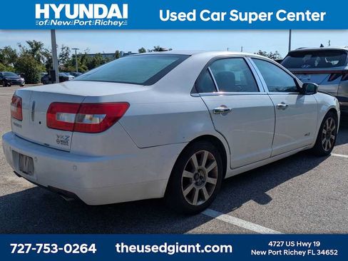 Used 2009 Lincoln MKZ FWD image 2