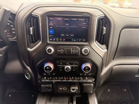 Used 2022 GMC Sierra 2500 AT4 w/ AT4 Premium Plus Package AWD/4WD image 20