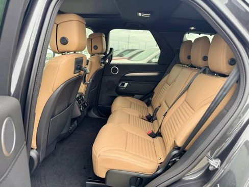 New 2026 Land Rover Discovery Dynamic SE AWD/4WD image 7