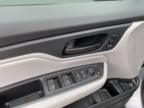 Used 2021 Honda Odyssey EX-L image 18